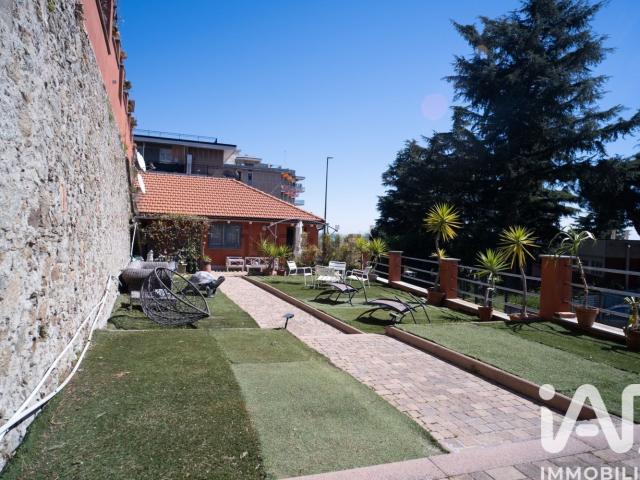 Case e ville in vendita di 55 m² in Via Genova
