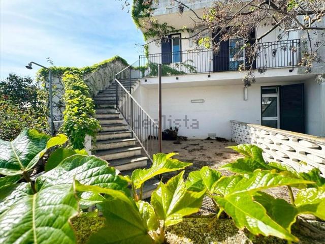 Case e ville in vendita di 55 m² in Via Giulia Licomati