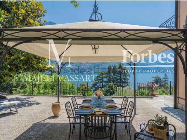 Case e ville in vendita di 563 m²