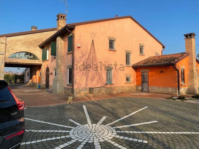 Case e ville in vendita di 576 m² in Via Mantellina, 13