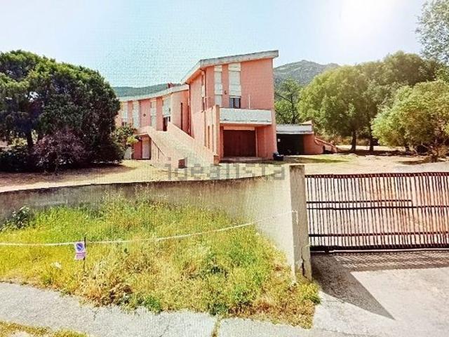 Case e ville in vendita di 580 m² in Strada 47, 7