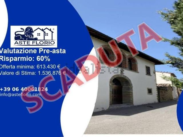 Case e ville in vendita di 590 m² in Via Amerigo Vespucci