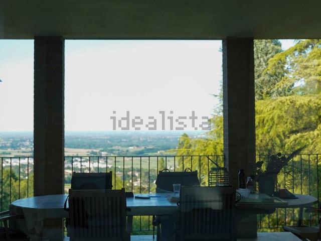 Case e ville in vendita di 600 m²
