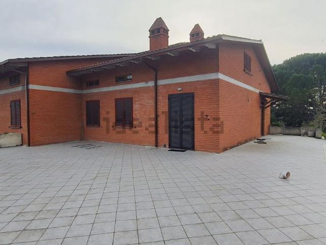 Case e ville in vendita di 600 m²