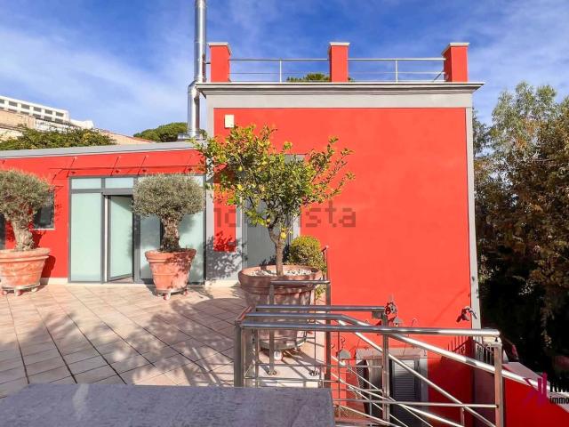 Case e ville in vendita di 600 m² in Via del Marzano, 24
