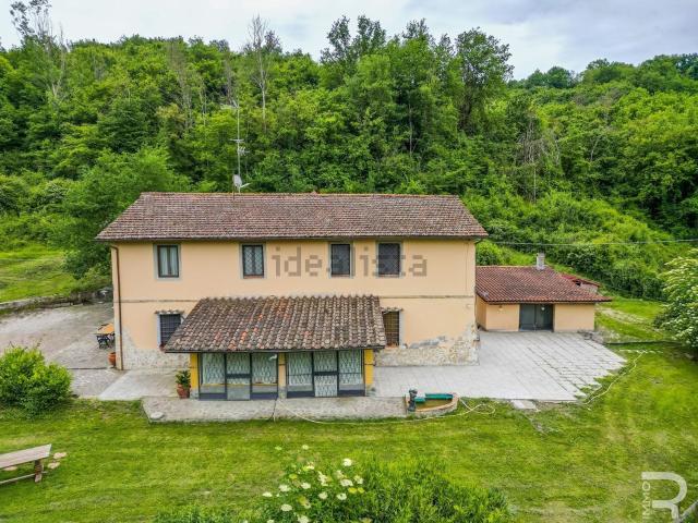 Case e ville in vendita di 600 m² in Via di Castelvecchio