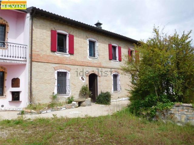 Case e ville in vendita di 600 m² in Via Scolo Formella, 15