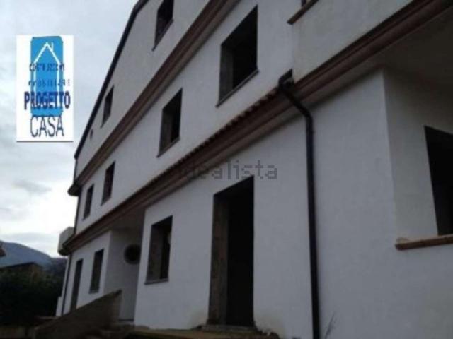 Case e ville in vendita di 600 m² in Via Principe Lancellotti