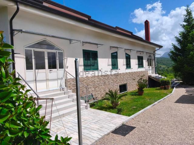 Case e ville in vendita di 600 m² in Contrada Tufara