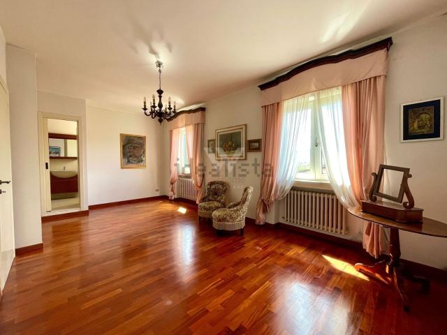 Case e ville in vendita di 600 m² in Contrada Colle dell&apos Orso, 75