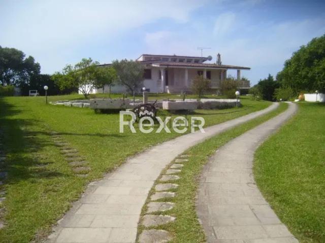 Case e ville in vendita di 600 m² in Strada comunale vecchia Cerfignano