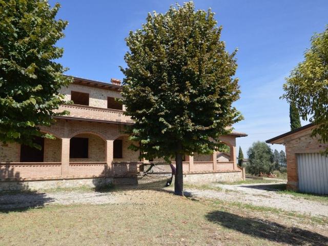 Case e ville in vendita di 608 m²