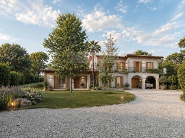 Case e ville in vendita di 608 m² in Via Castruccio Castracani, 25