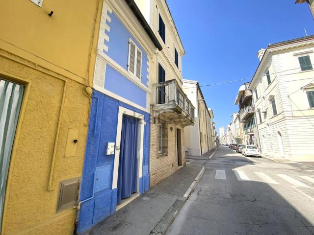 Case e ville in vendita di 60 m² in Via Giuseppe Garibaldi, 138