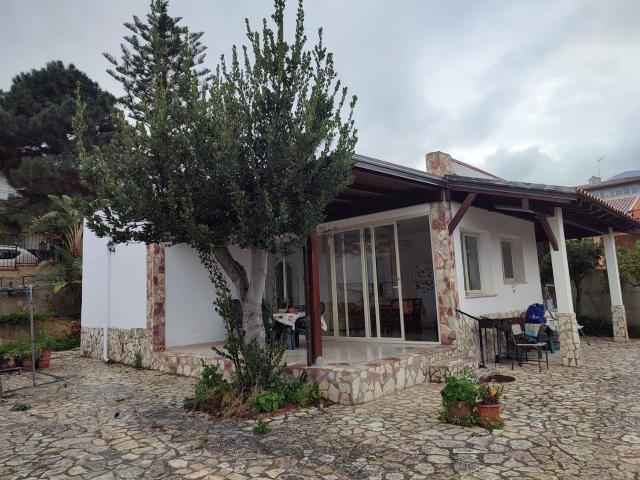 Case e ville in vendita di 60 m² in Viale dei Fiori