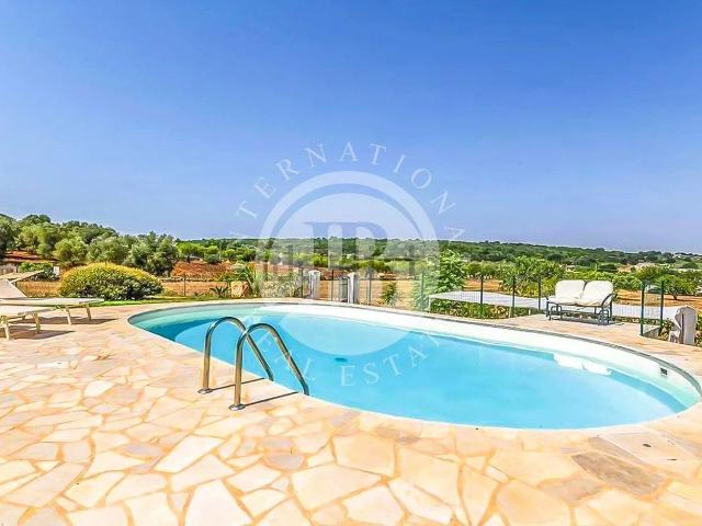 Case e ville in vendita di 620 m²