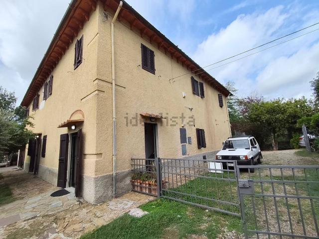 Case e ville in vendita di 620 m² in Via delle Ripe