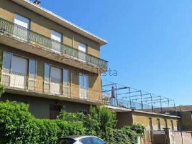 Case e ville in vendita di 627 m² in Via Ferdinando Galiani