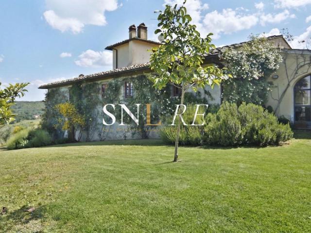 Case e ville in vendita di 640 m² in Via di Badiuzza