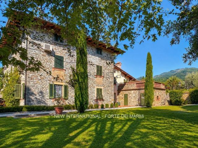 Case e ville in vendita di 640 m² in Via di Valgiano