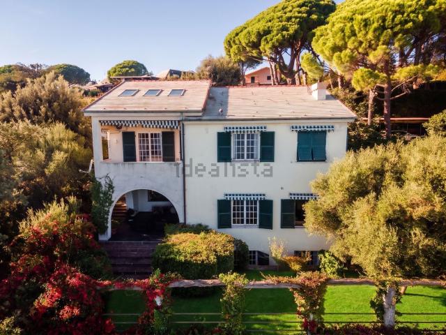 Case e ville in vendita di 645 m² in Via delle Vignazze, 6
