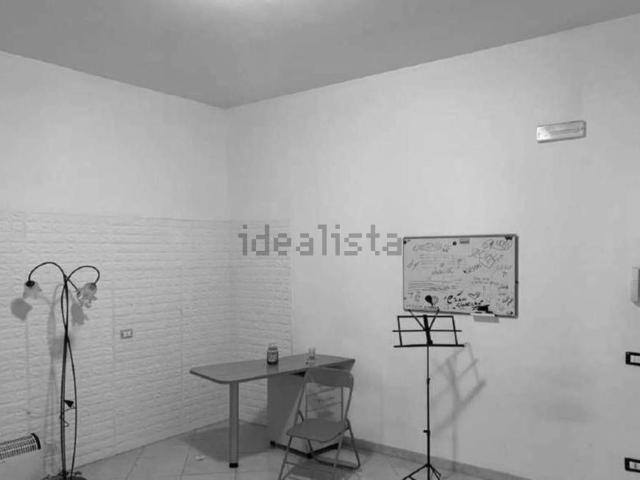 Case e ville in vendita di 64 m² in Via Gaeta, 360