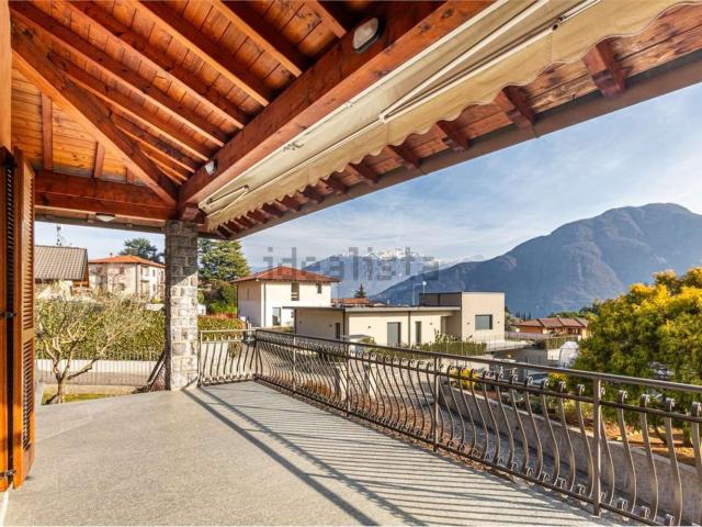 Case e ville in vendita di 650 m²