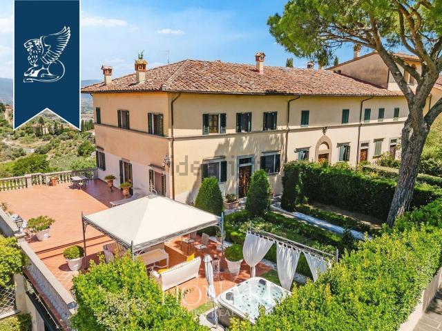 Case e ville in vendita di 650 m²