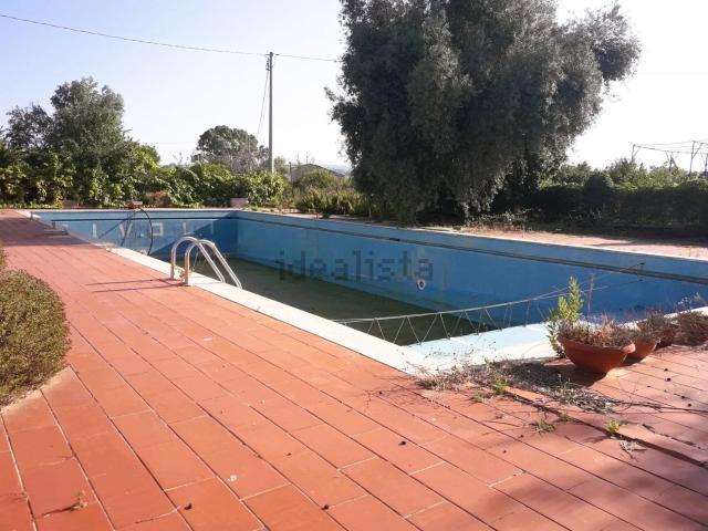 Case e ville in vendita di 650 m² in Traversa RIGILIFFI, 155