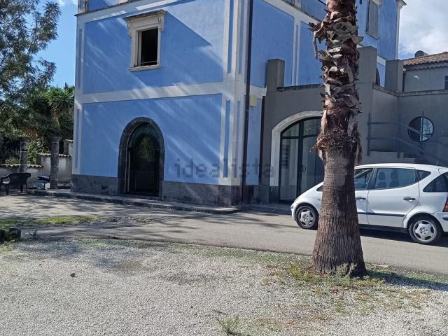 Case e ville in vendita di 650 m² in Via Lazzaretto, 5