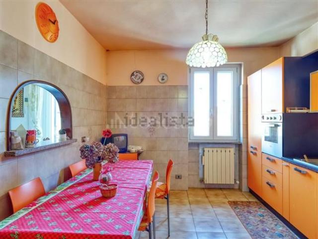 Case e ville in vendita di 650 m² in Via Statale