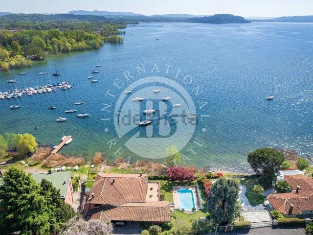 Case e ville in vendita di 654 m²