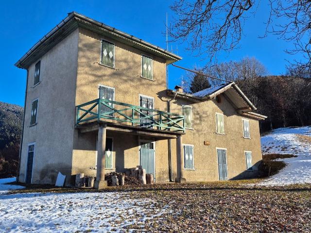 Case e ville in vendita di 655 m² in Località Prave
