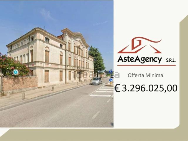 Case e ville in vendita di 65643 m² in Via San Marco, 213