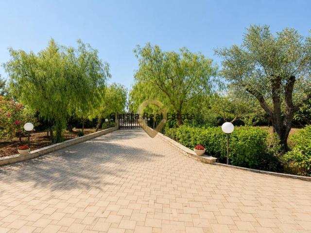 Case e ville in vendita di 65 m² in Via Campomarino, 30