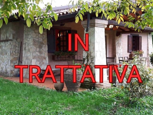 Case e ville in vendita di 65 m² in Via dei Pioppi