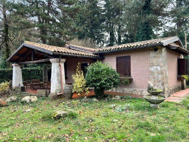 Case e ville in vendita di 65 m² in Via dei Pioppi