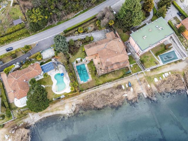 Case e ville in vendita di 662 m²