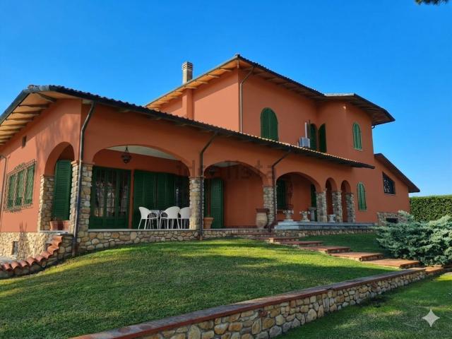 Case e ville in vendita di 669 m² in Via del Pagliaio