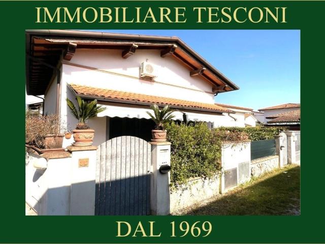 Case e ville in vendita di 66 m² in Via Torino, 56
