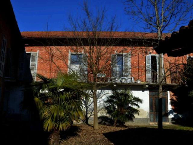 Case e ville in vendita di 671 m² in Via San Croce