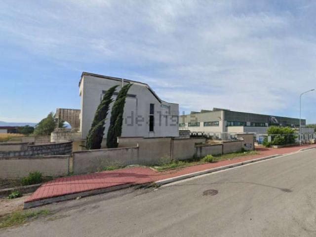 Case e ville in vendita di 679 m² in Contrada Cese San Manno