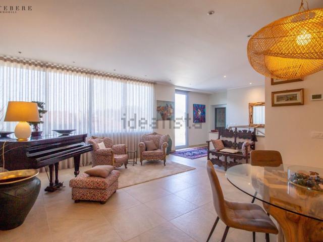 Case e ville in vendita di 680 m²