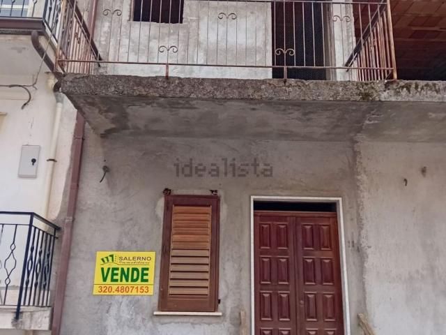 Case e ville in vendita di 68 m² in Via Principe di Piemonte