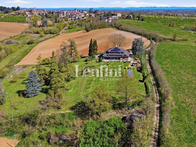 Case e ville in vendita di 690 m² in Strada Biozzine