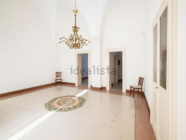 Case e ville in vendita di 693 m² in Via Costantini, 78