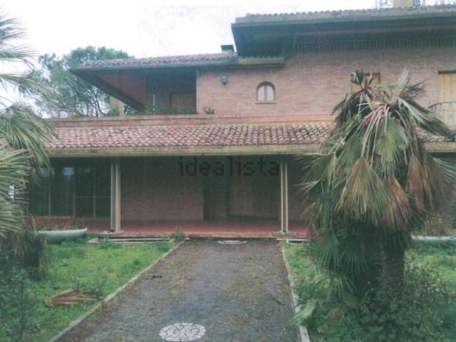 Case e ville in vendita di 695 m² in Strada Fosso Fogliano