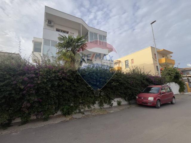 Case e ville in vendita di 700 m²