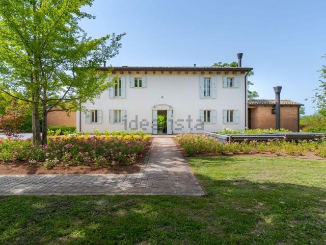 Case e ville in vendita di 700 m² in Via Pozzetto, 16