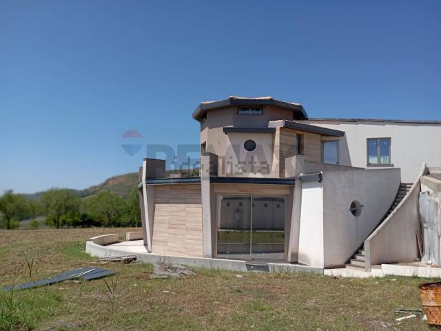 Case e ville in vendita di 700 m² in Contrada Ciappa